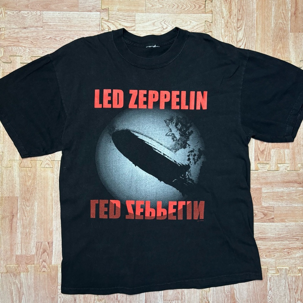 Vintage Led Zeppelin T-shirt Men's Large 2001 Black Heavyweight Mirrored Logo